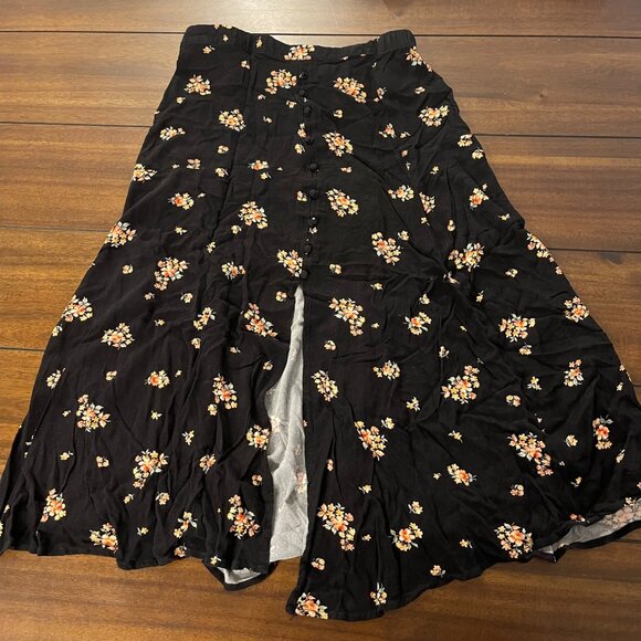 NWOT American Eagle Floral Maxi Slit Skirt Medium black white yellow Size M - Picture 3 of 12